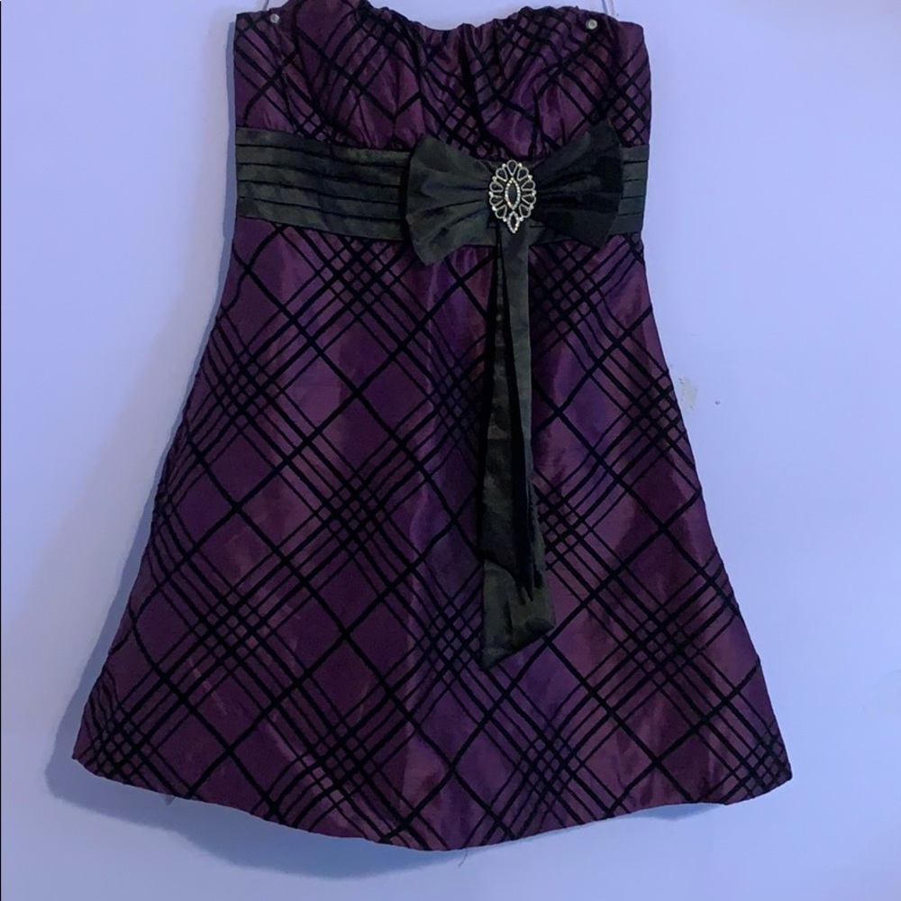 Formal short dress